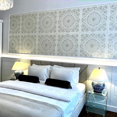 Luxury Apartments Mondrian Market Square III Varşova Oda fotoğraf