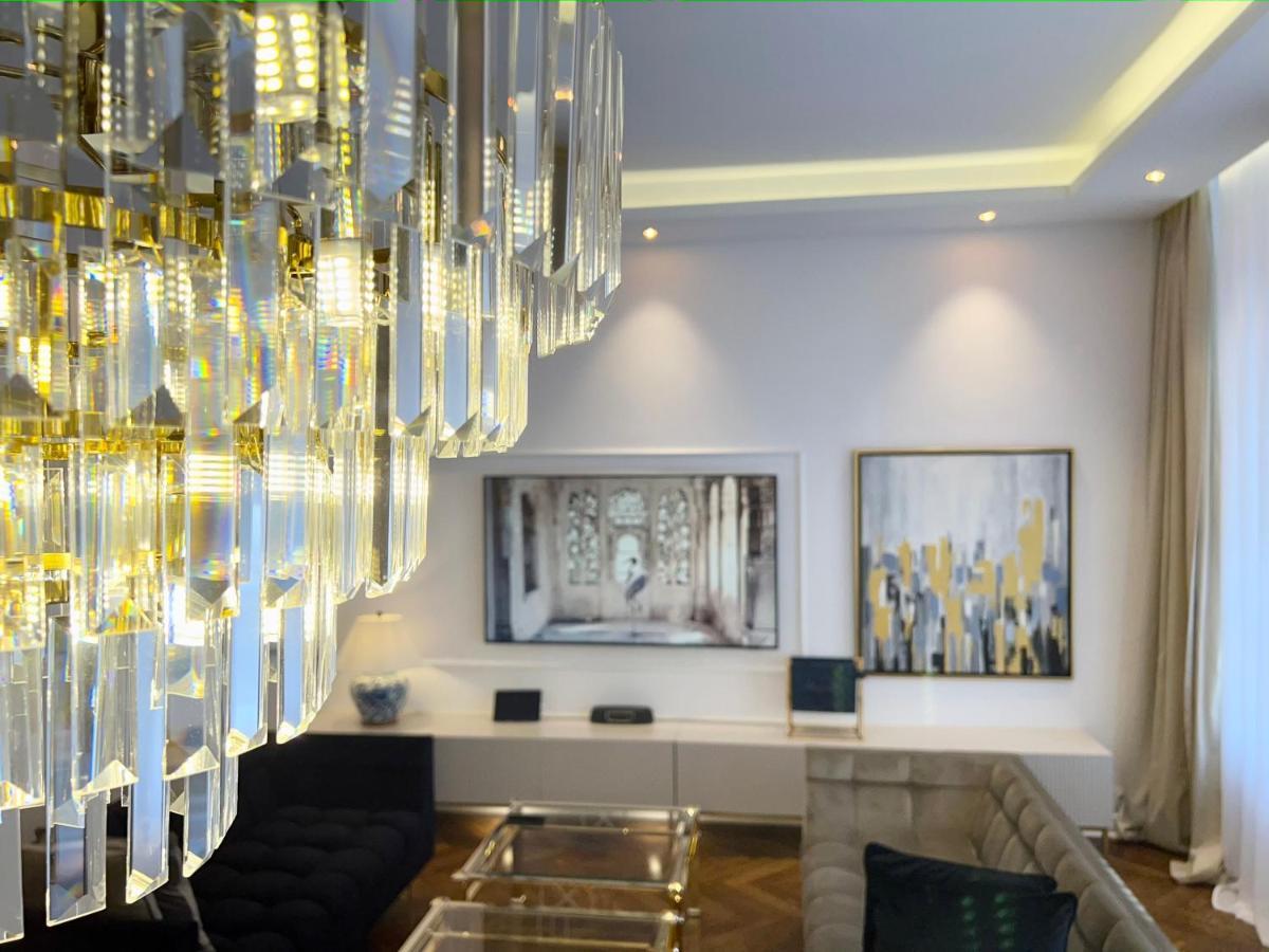 Luxury Apartments Mondrian Market Square III Varşova Dış mekan fotoğraf